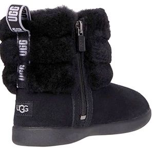 Toddler UGGs size 6C